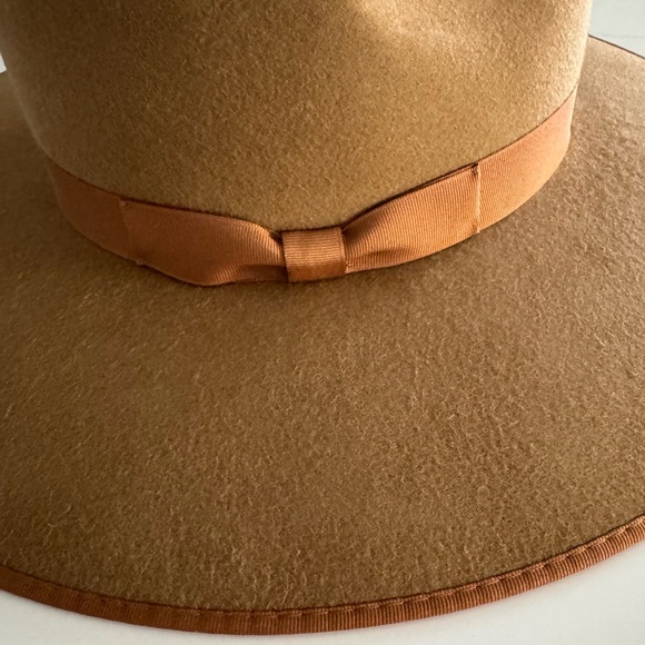 Lack Of Color Teak Rancher - Picture 6 of 8